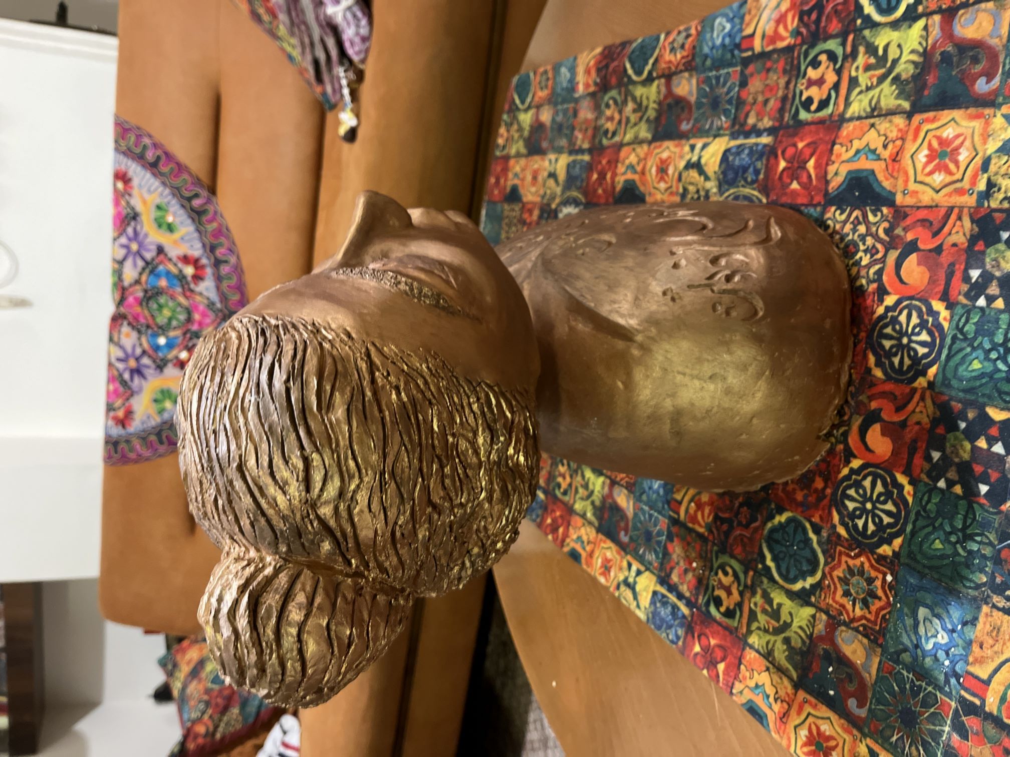 مجسمه دستساز سفالی